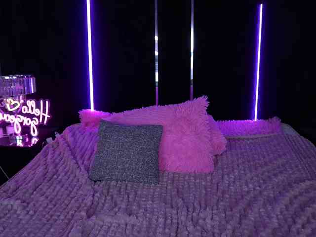 CozyMell webcam