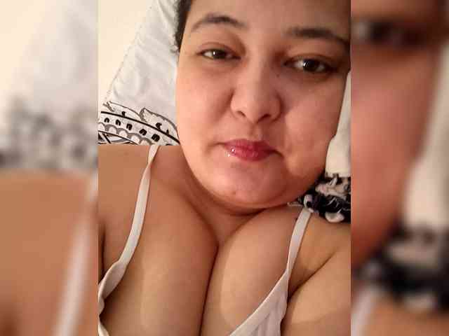 Molly-Janette webcam