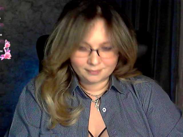 NERVOMOTINA's BongaCams show and profile