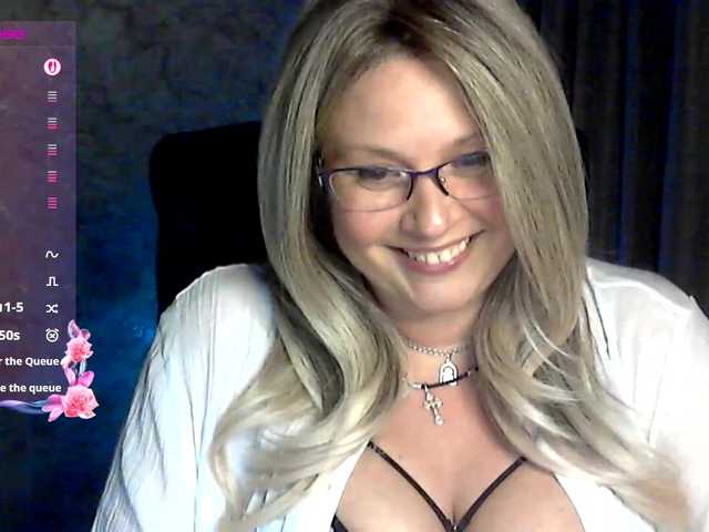 NERVOMOTINA's BongaCams show and profile