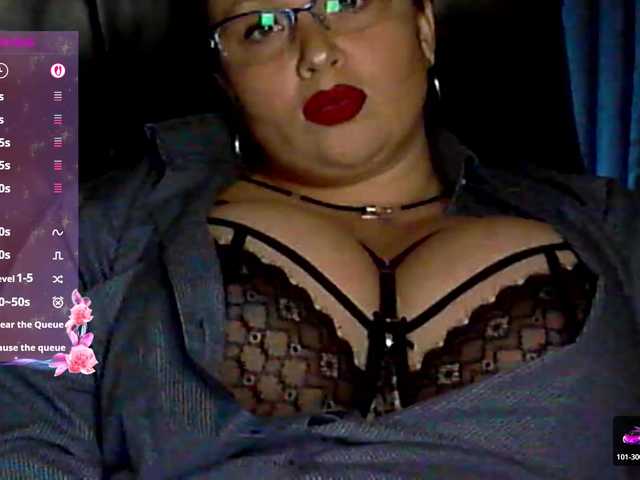 NERVOMOTINA's BongaCams show and profile