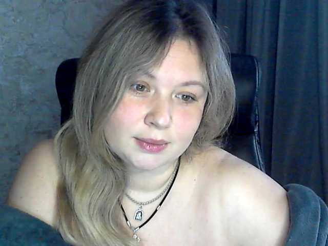 NERVOMOTINA's BongaCams show and profile