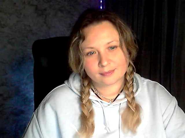 NERVOMOTINA's BongaCams show and profile