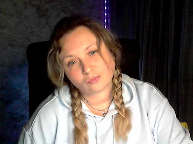 NERVOMOTINA's BongaCams show and profile