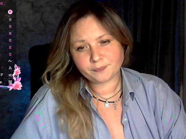 NERVOMOTINA's BongaCams show and profile