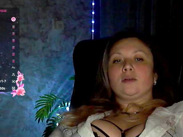 NERVOMOTINA's BongaCams show and profile
