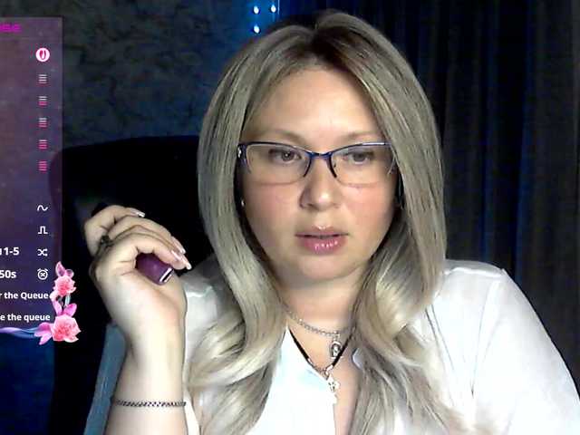 NERVOMOTINA's BongaCams show and profile