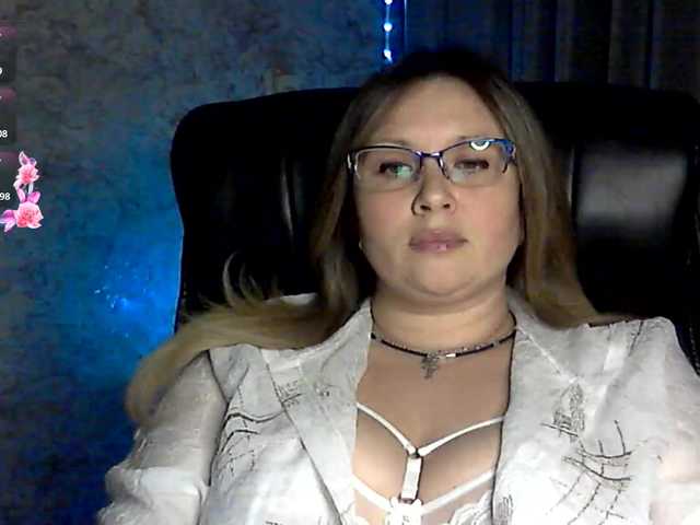 NERVOMOTINA's BongaCams show and profile