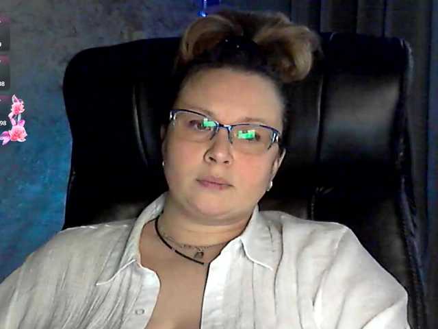 NERVOMOTINA's BongaCams show and profile