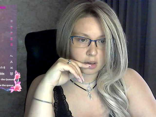 NERVOMOTINA's BongaCams show and profile