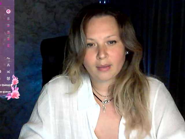 NERVOMOTINA's BongaCams show and profile