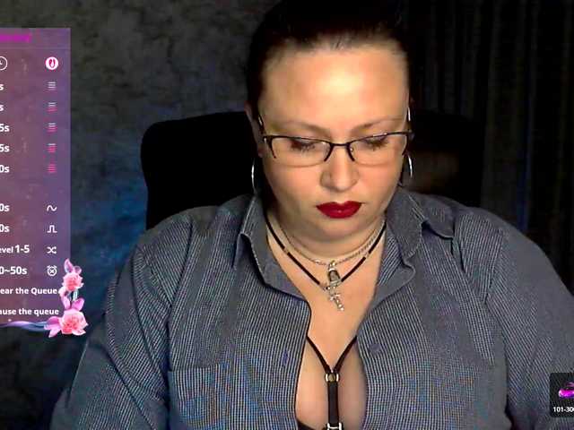 NERVOMOTINA's BongaCams show and profile