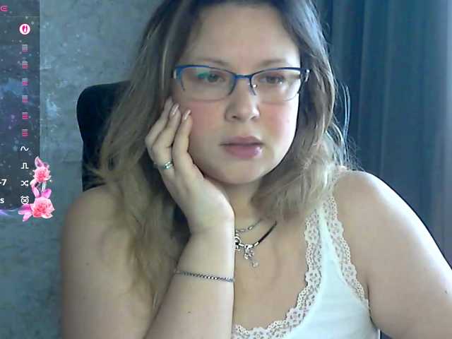 NERVOMOTINA's BongaCams show and profile