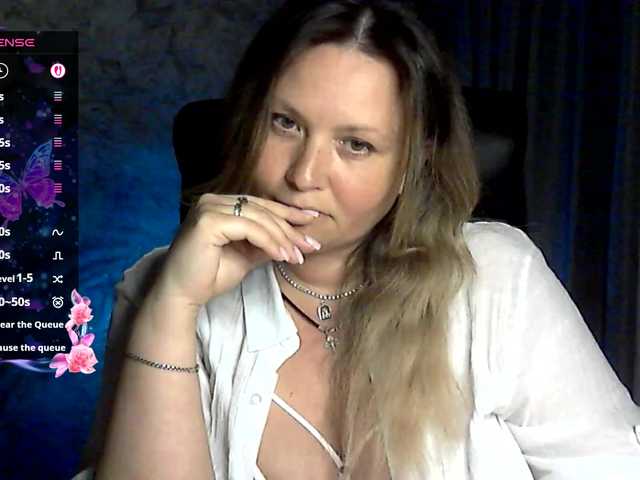 NERVOMOTINA's BongaCams show and profile