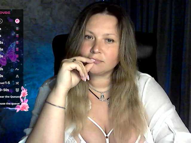 NERVOMOTINA's BongaCams show and profile