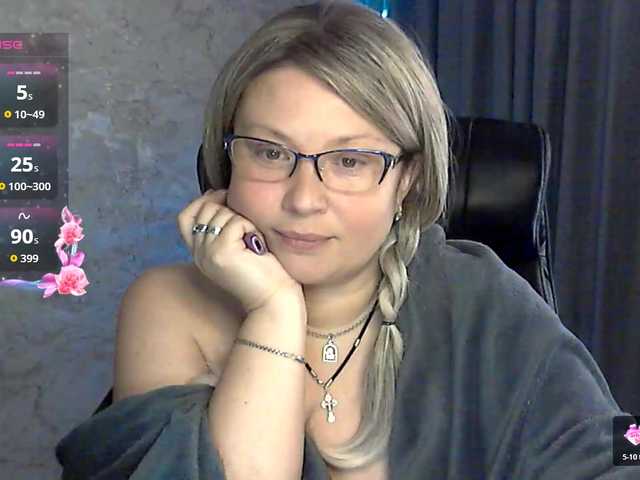 NERVOMOTINA's BongaCams show and profile