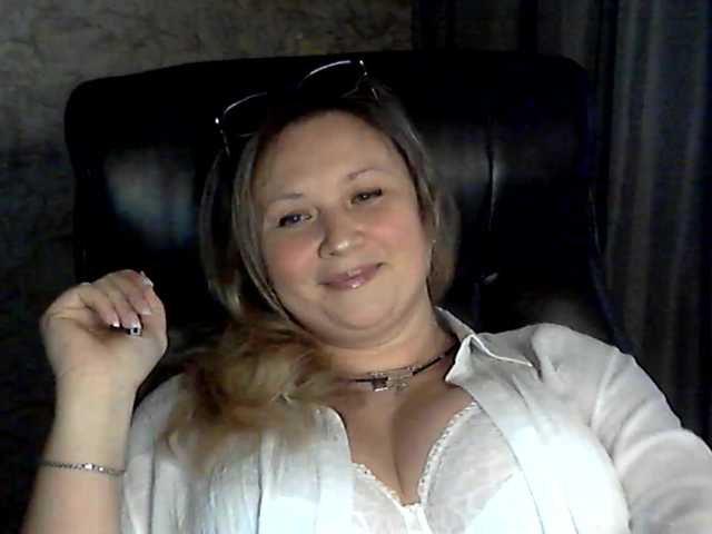 NERVOMOTINA's BongaCams show and profile