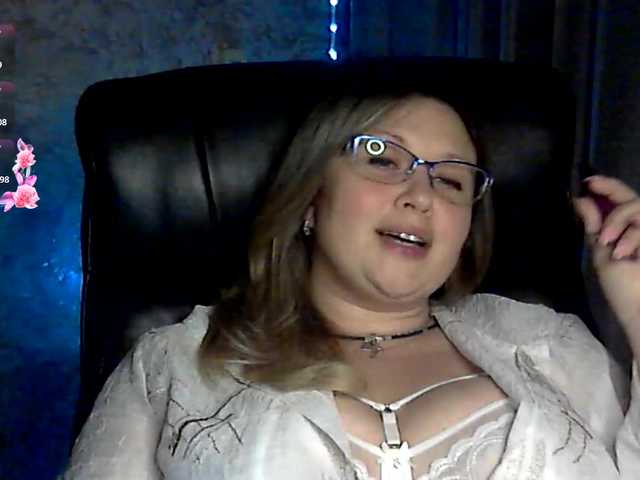 NERVOMOTINA's BongaCams show and profile