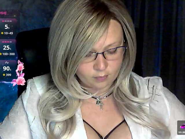 NERVOMOTINA's BongaCams show and profile