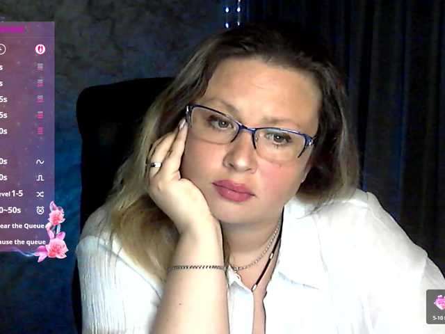 NERVOMOTINA's BongaCams show and profile