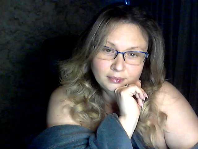 NERVOMOTINA's BongaCams show and profile