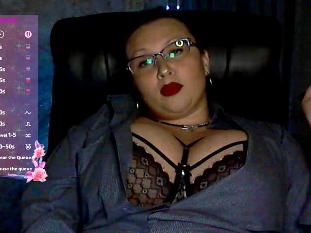 NERVOMOTINA's BongaCams show and profile