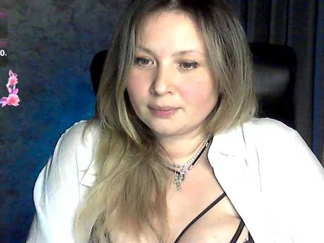 NERVOMOTINA's BongaCams show and profile