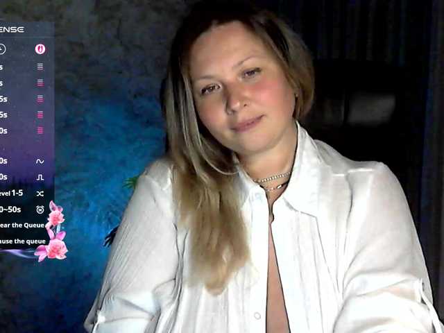 NERVOMOTINA's BongaCams show and profile