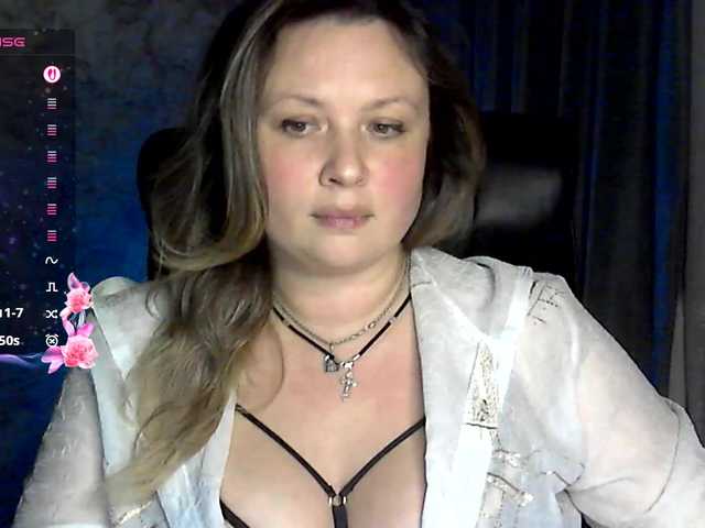 NERVOMOTINA's BongaCams show and profile