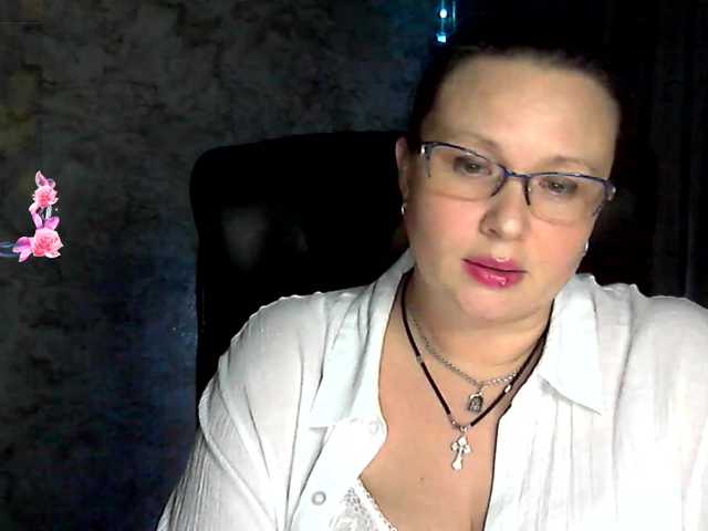 NERVOMOTINA's BongaCams show and profile