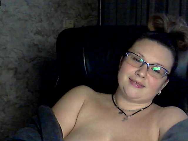 NERVOMOTINA's BongaCams show and profile