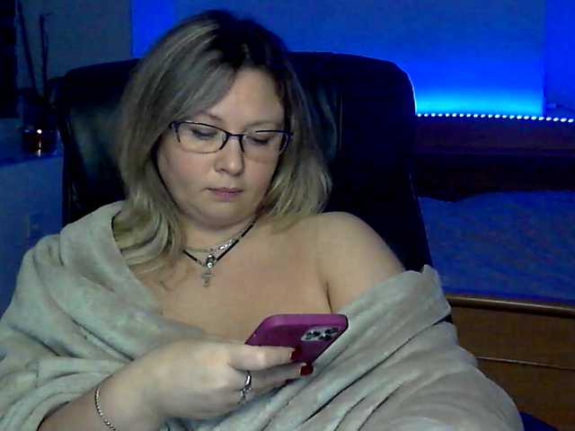 NERVOMOTINA live cam