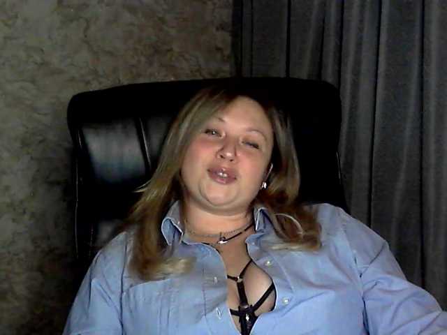 NERVOMOTINA's BongaCams show and profile