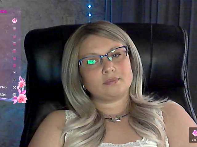 NERVOMOTINA's BongaCams show and profile