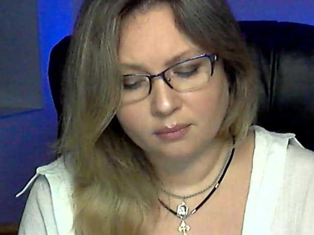 NERVOMOTINA's BongaCams show and profile