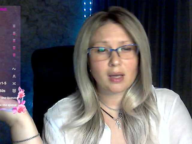 NERVOMOTINA's BongaCams show and profile