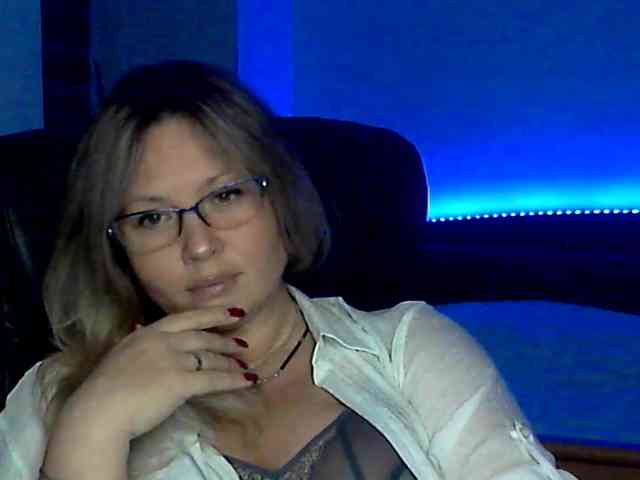NERVOMOTINA Live Webcam on BongaCams