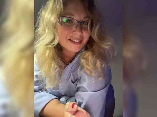 NERVOMOTINA's webcam live show