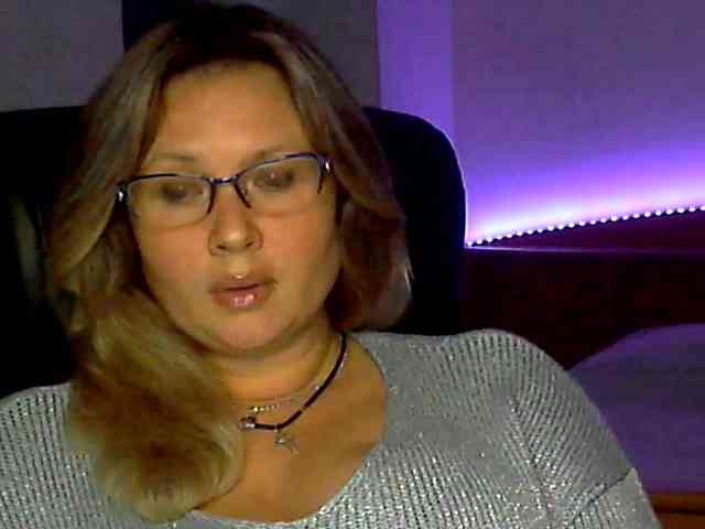 NERVOMOTINA Live Webcam on BongaCams