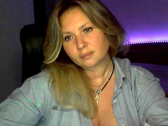 NERVOMOTINA Live Webcam on BongaCams
