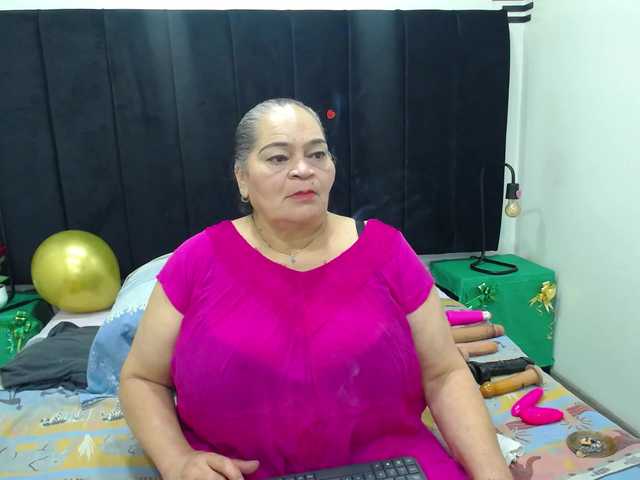 VickyBoobss's BongaCams show and profile