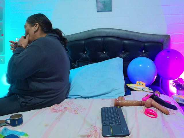 VickyBoobss's BongaCams show and profile