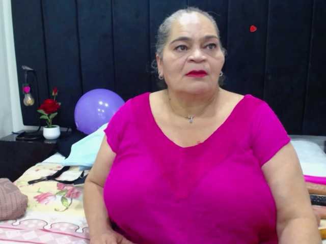 VickyBoobss's BongaCams show and profile