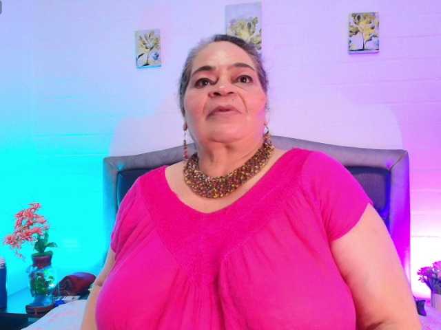 VickyBoobss's BongaCams show and profile