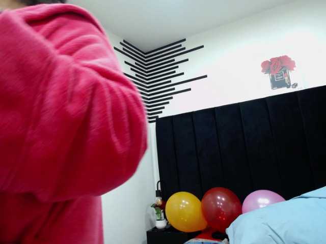 VickyBoobss's BongaCams show and profile