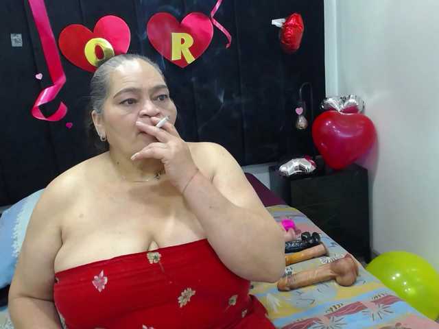 VickyBoobss's BongaCams show and profile