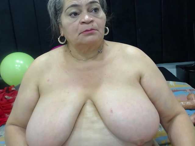 VickyBoobss's BongaCams show and profile