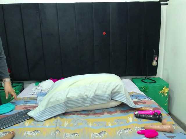 VickyBoobss's BongaCams show and profile