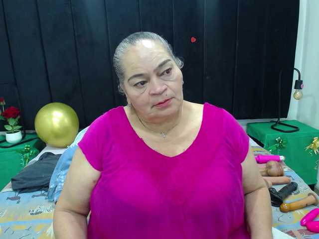 VickyBoobss's BongaCams show and profile