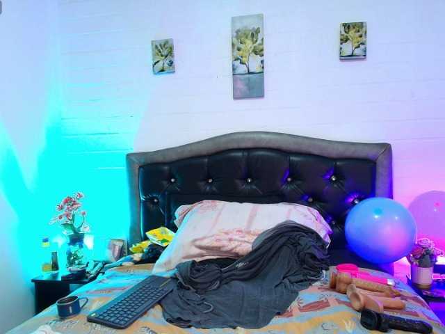 VickyBoobss's BongaCams show and profile